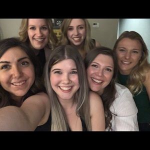 Meet your Posher, Nicole